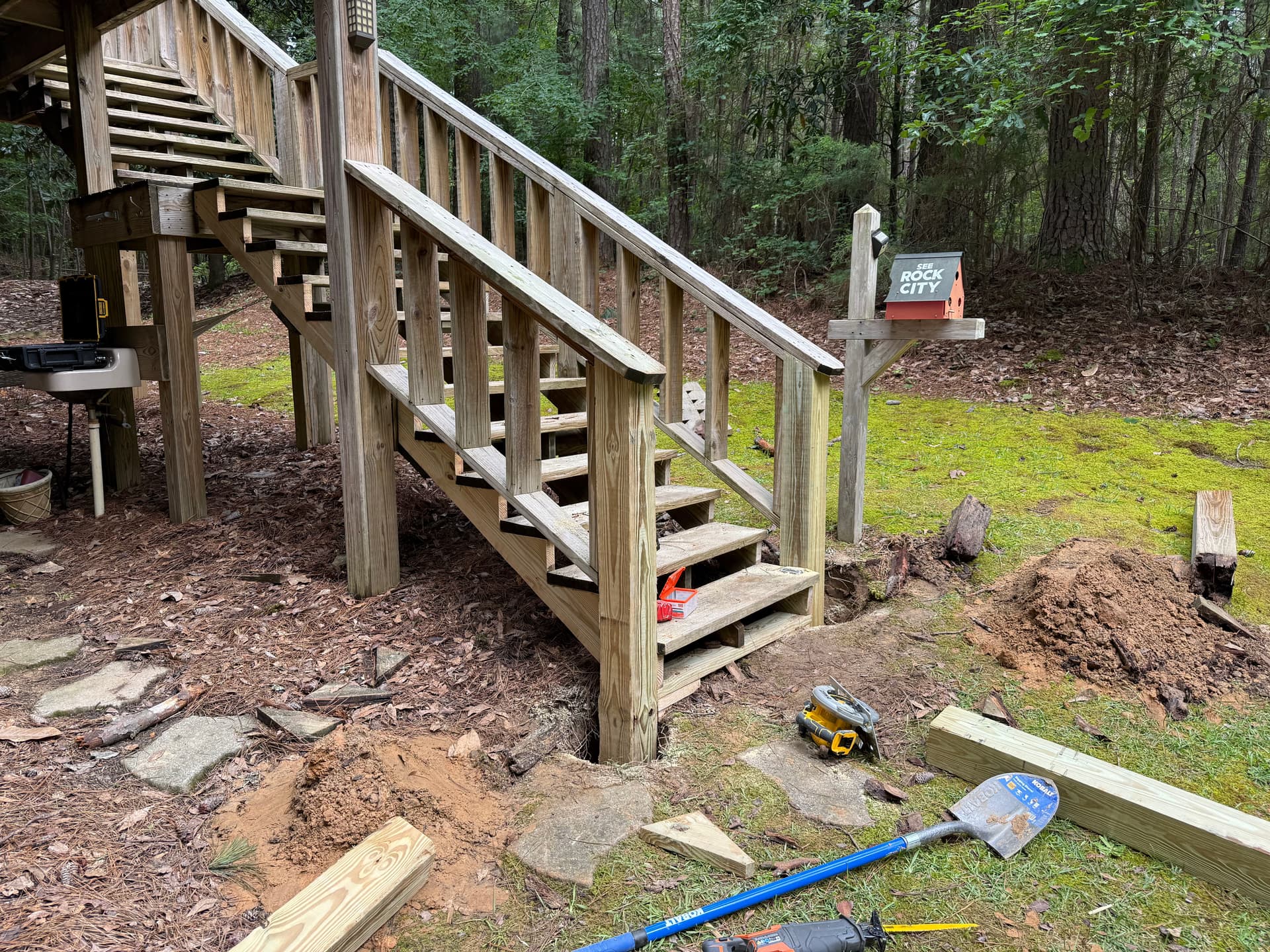 Gallery photos for Rotted Stair Stringers Replaced on a Treehouse Guesthouse: Image #5