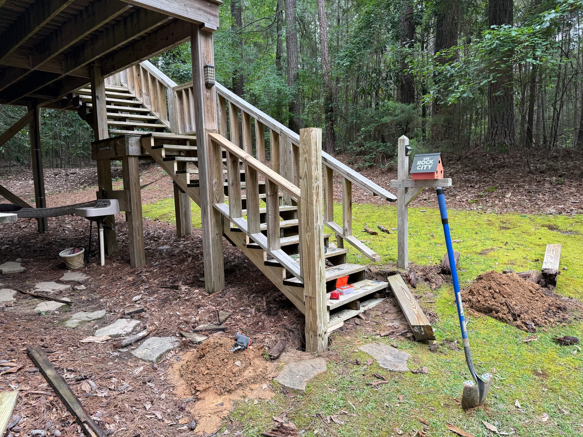 Gallery photos for Rotted Stair Stringers Replaced on a Treehouse Guesthouse: Image #4