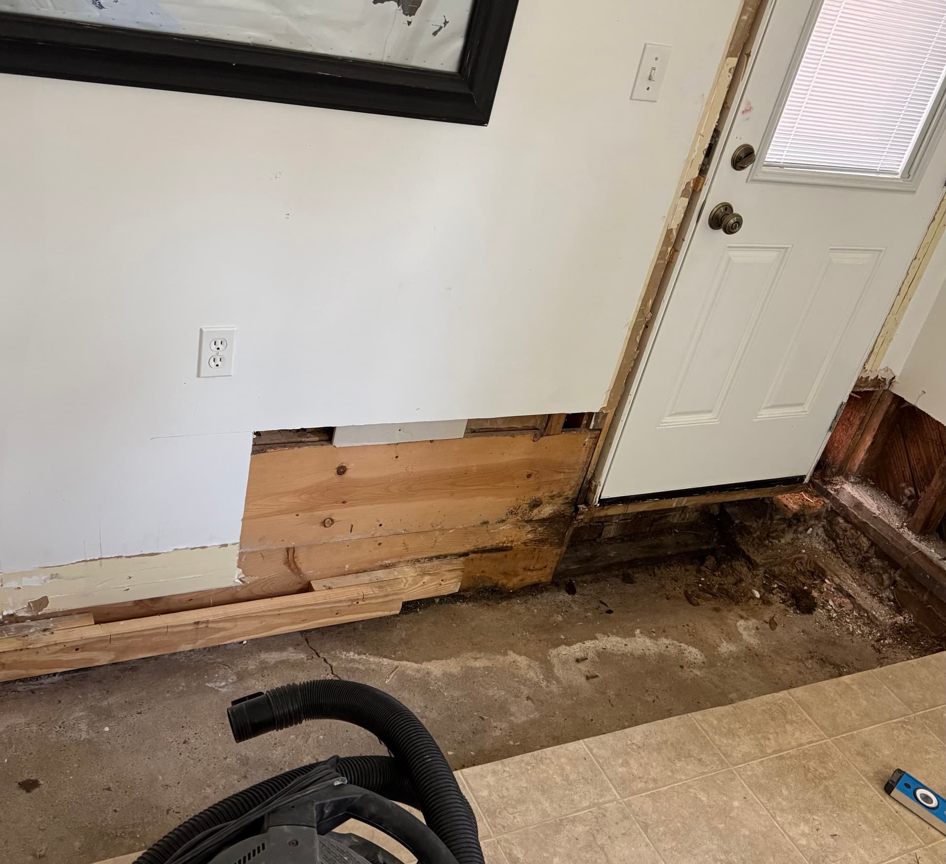 Gallery photos for From Rotted Subfloor to Solid Ground - Full Room Rebuild: Image #3